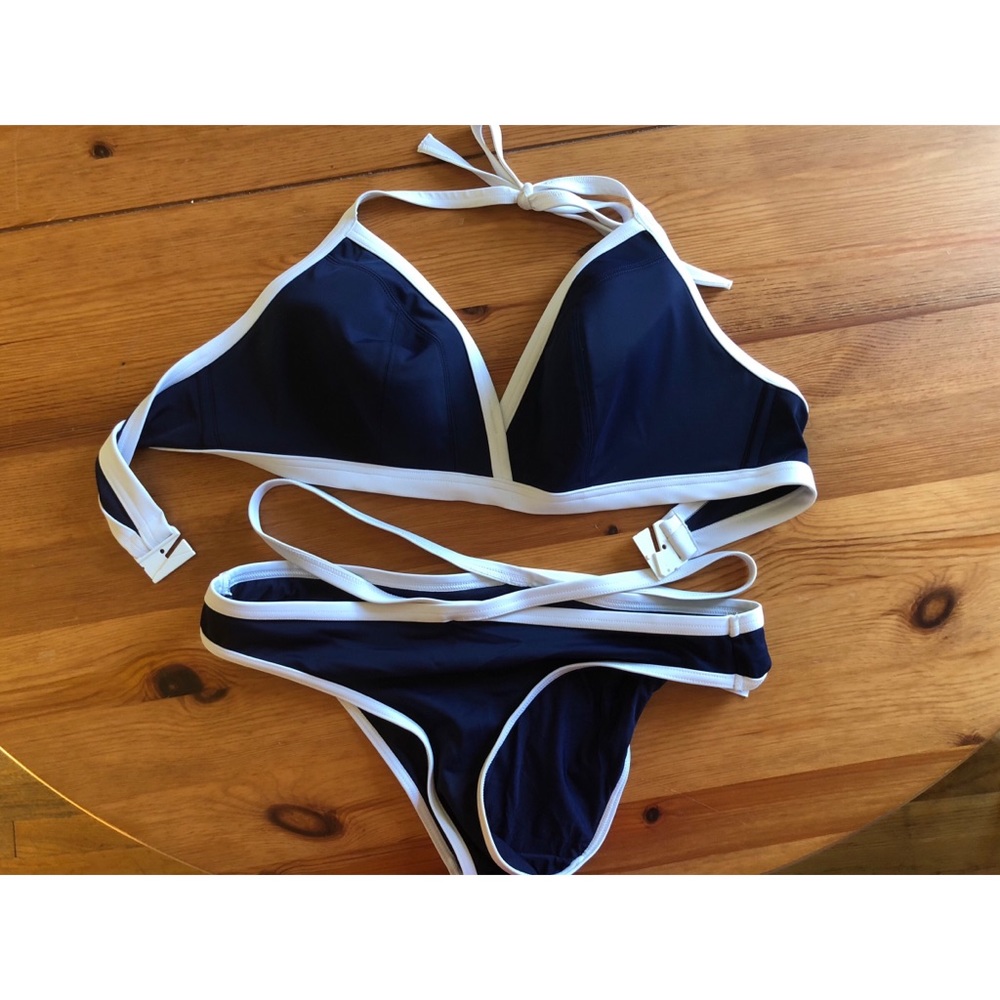 34 G Bikini